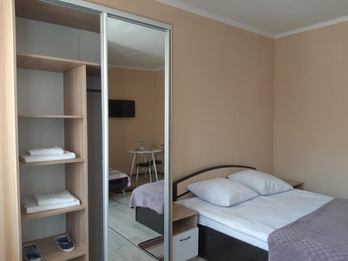Hotel 7/24 Brovary Extérieur photo
